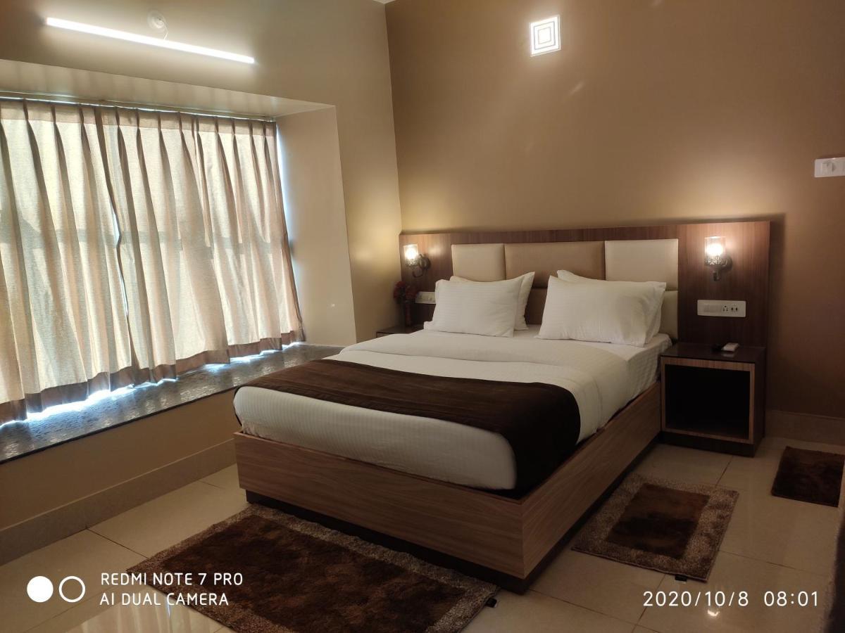 The Pearl Hotel Puri Exterior foto