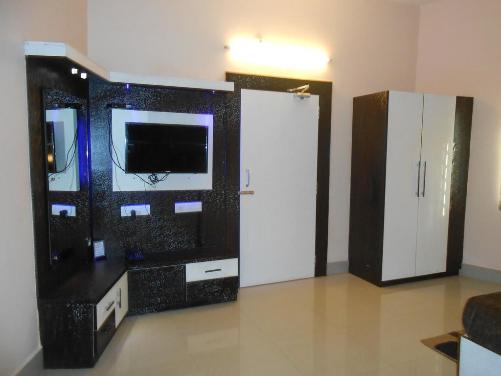 The Pearl Hotel Puri Exterior foto